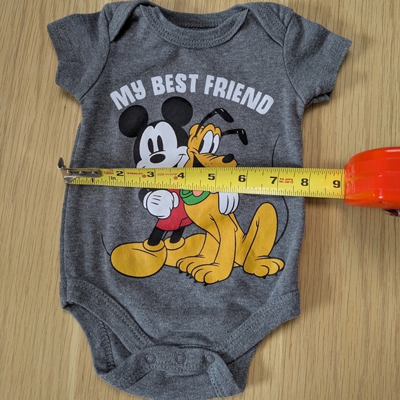 Disney Baby (0 to 3 months) Unisex Onesie Mickey Mouse and Pluto - Picture 9 of 12